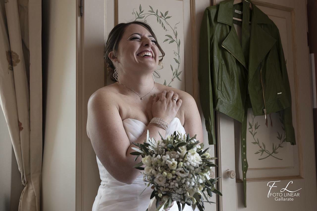 Sposa con bouquet