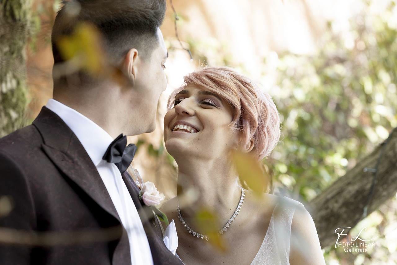 Sposi, sorriso all'aperto